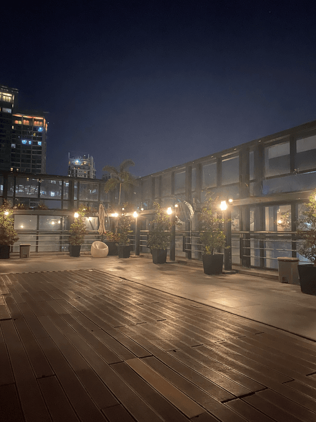Gallery 10